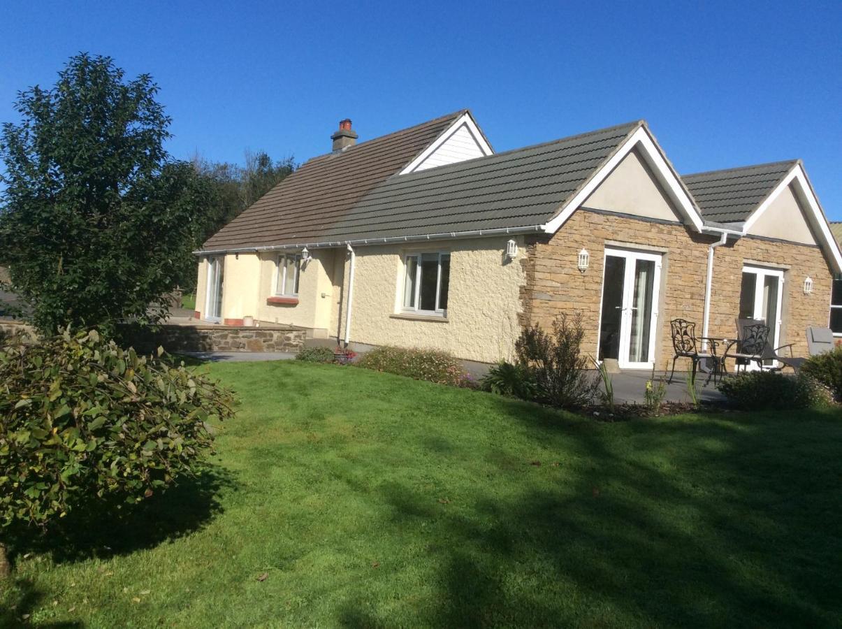 Hotel Pembrokeshire Fields Haverfordwest Exterior foto