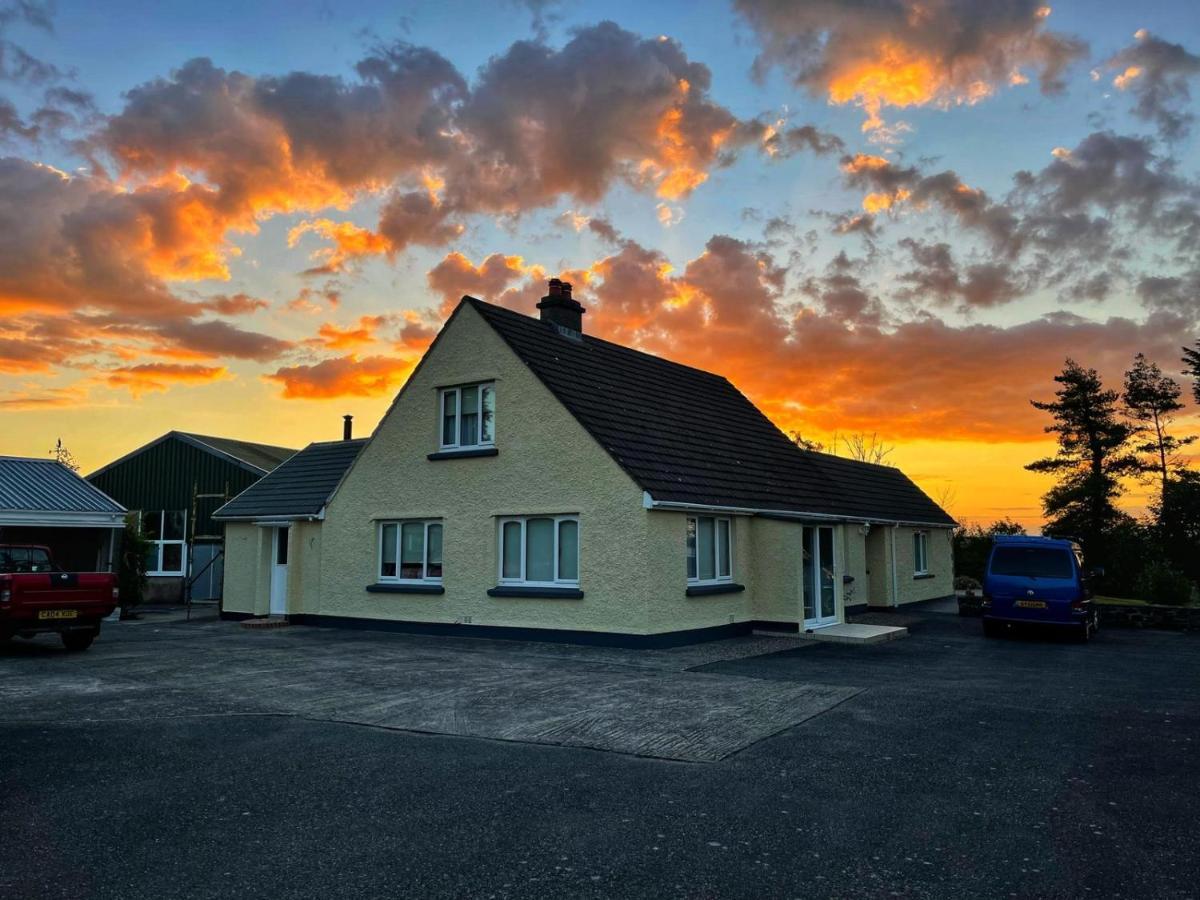 Hotel Pembrokeshire Fields Haverfordwest Exterior foto
